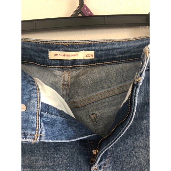 Levi’s 20W 311 Shaping Jeans - Picture 8 of 9